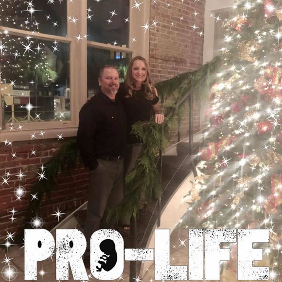 Meet your Posher, Stephanie - Picture 1 of 1